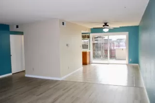 Photo #5: 19080793 Listing 