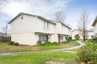 Photo #3: 19080830 Listing