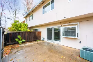 Photo #5: 19080830 Listing