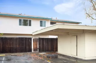Photo #6: 19080830 Listing