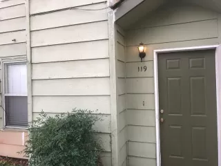 Photo #4: 19081059 Listing