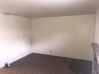 Photo #6: 19081059 Listing