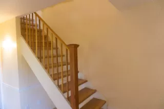 Photo #4: 19081063 Listing