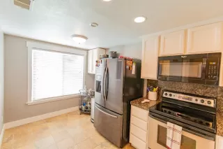 Photo #1: 19081130 Listing 