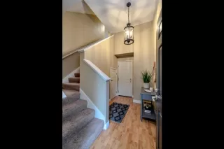 Photo #3: 19081569 Listing