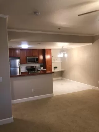 Photo #3: 19081685 Listing 