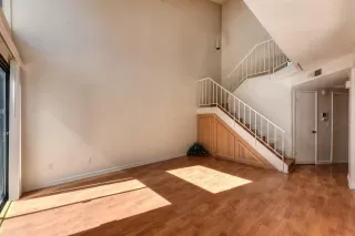 Photo #3: 19082032 Listing 