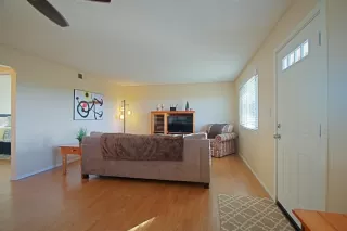 Photo #5: 19082109 Listing 