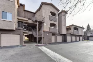 Photo #1: 19082252 Listing 