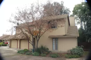 Photo #1: 19082678 Listing