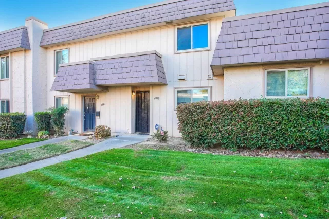 MLS: 19082758 Condo For Sale