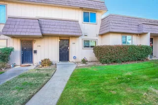 Photo #1: 19082758 Listing