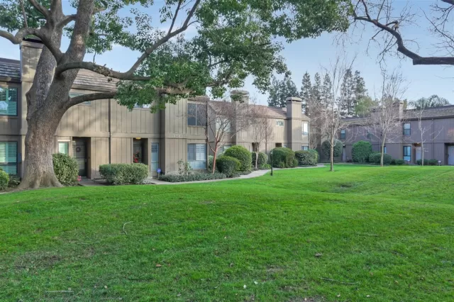 MLS: 19083196 Condo For Sale