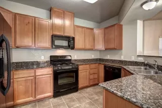 Photo #1: 19083333 Listing