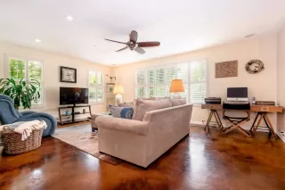 Photo #3: 20000066 Listing