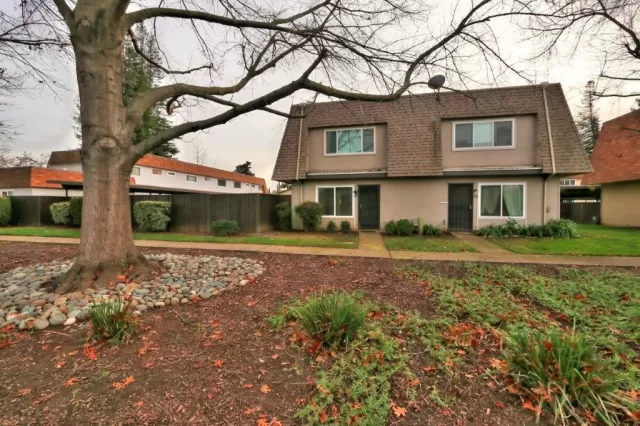 MLS: 20000154 Condo For Sale