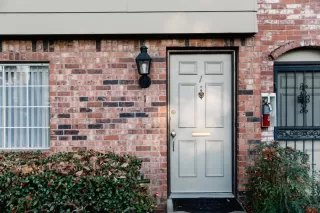 Photo #2: 20000302 Listing 