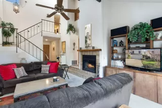 Photo #5: 20000346 Listing