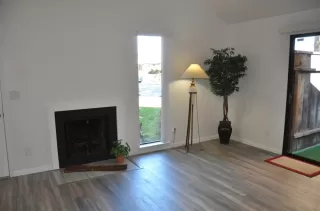 Photo #4: 20000417 Listing 