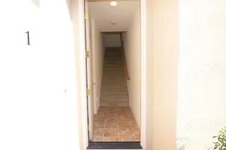 Photo #5: 20000526 Listing