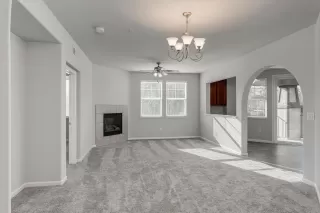 Photo #2: 20000706 Listing