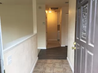 Photo #1: 20000713 Listing