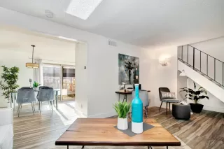 Photo #3: 20000755 Listing