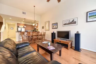 Photo #5: 20000946 Listing 