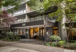 Photo #5: 20001152 Listing