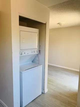 Photo #3: 20002022 Listing