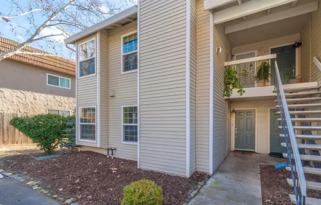 MLS: 20002172 Condo For Sale