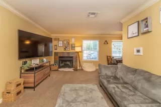 Photo #2: 20002172 Listing