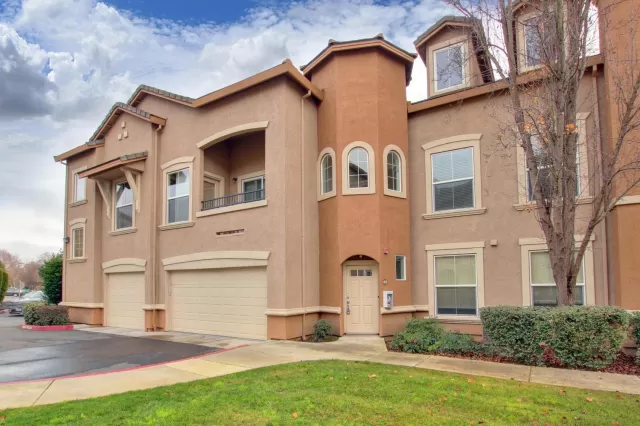 MLS: 20002228 Condo For Sale