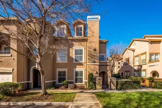 Photo #1: 20002239 Listing 
