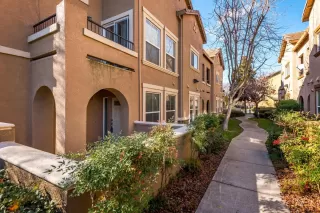 Photo #2: 20002239 Listing 