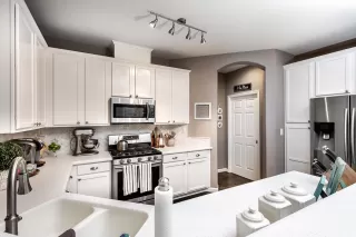 Photo #2: 20002360 Listing