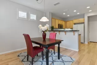 Photo #3: 20002641 Listing 