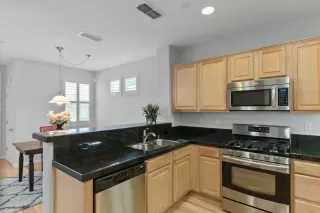 Photo #4: 20002641 Listing 