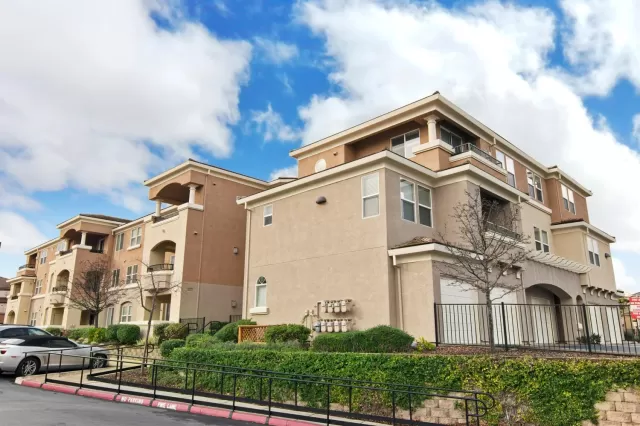 MLS: 20002653 Condo For Sale