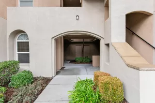 Photo #1: 20002653 Listing