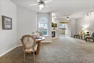 Photo #4: 20002653 Listing