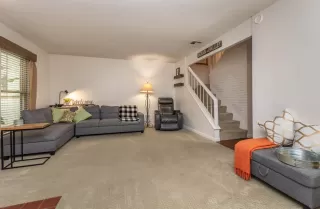 Photo #5: 20002691 Listing