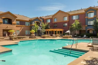 Photo #4: 20003033 Listing 