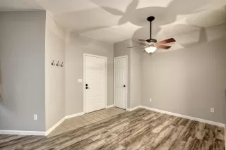 Photo #1: 20003034 Listing 