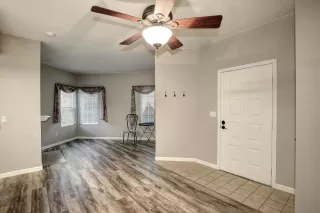 Photo #2: 20003034 Listing 