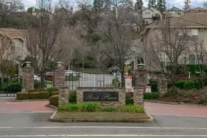 Photo #1: 20003397 Listing