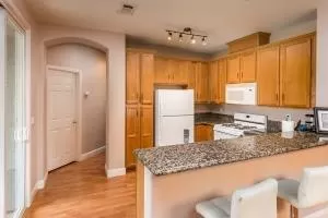 Photo #6: 20003397 Listing