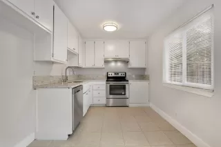 Photo #6: 20003573 Listing 