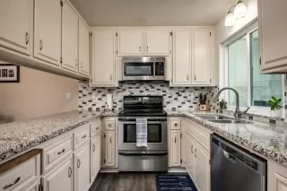 Photo #6: 20003712 Listing 