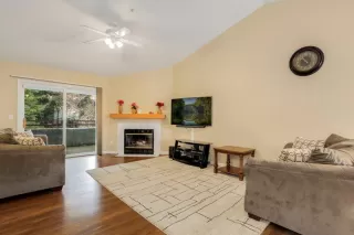 Photo #6: 20003860 Listing